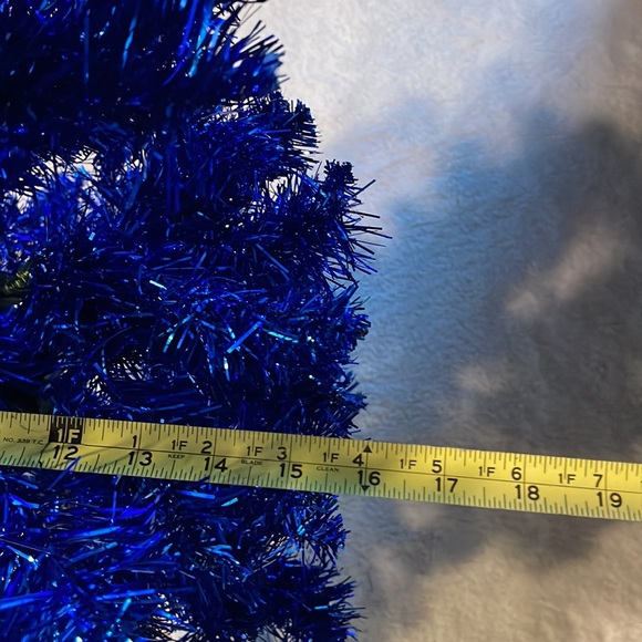 🎄NWOT Mid Century Modern Blue Christmas tinsel tree - Picture 6 of 6